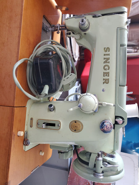 Singer 320k Sewing Machine