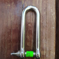 Shackle