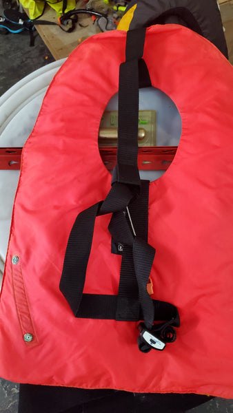 Inflatable life vest