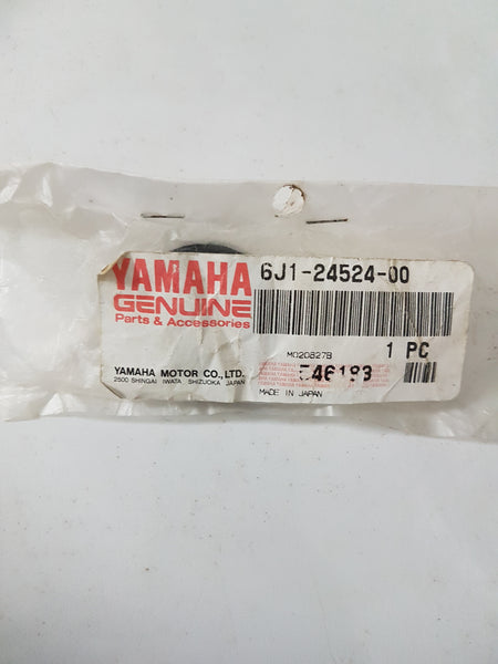 Yamaha 6J1-24524-00 - Lever cock